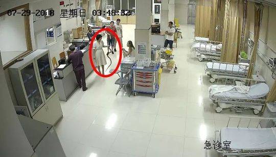 {随机关键词}