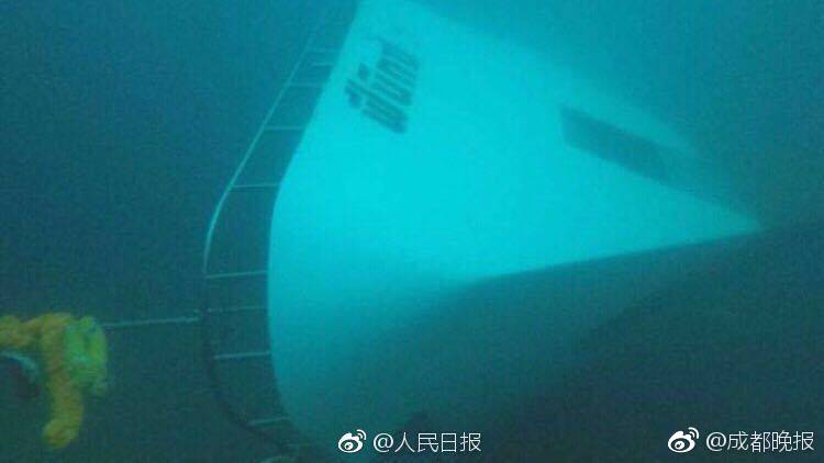{随机关键词}