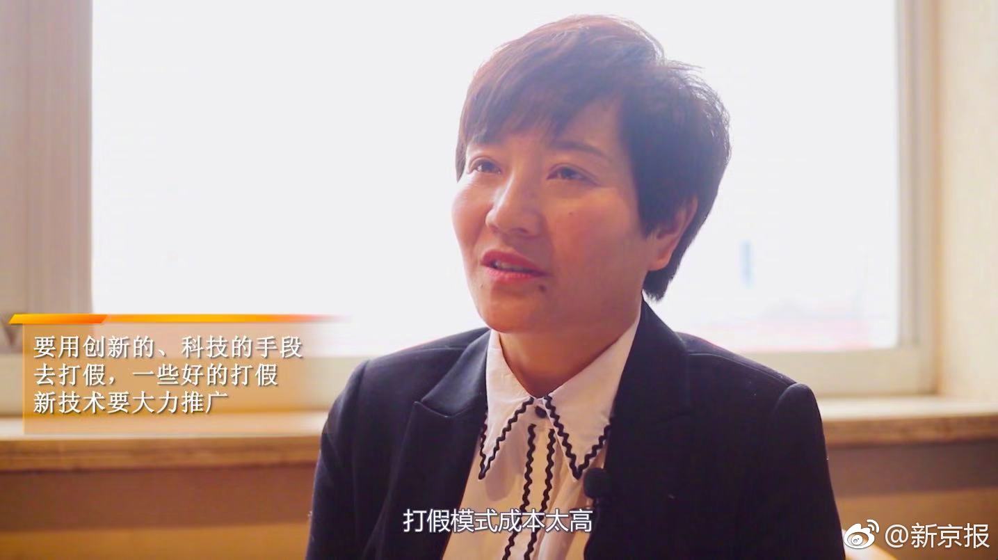 {随机关键词}