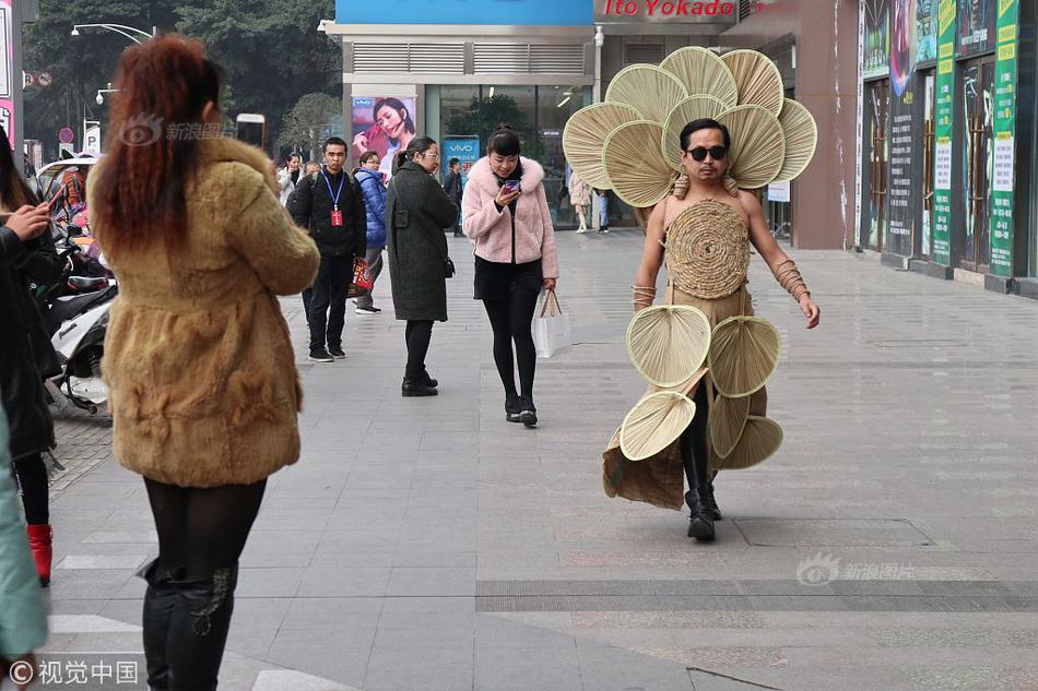{随机关键词}