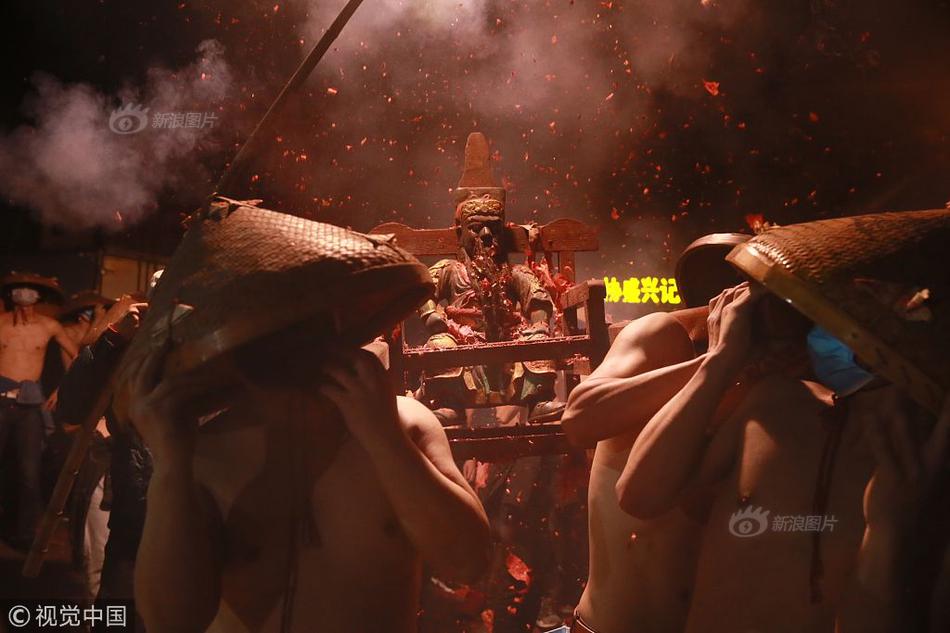 {随机关键词}