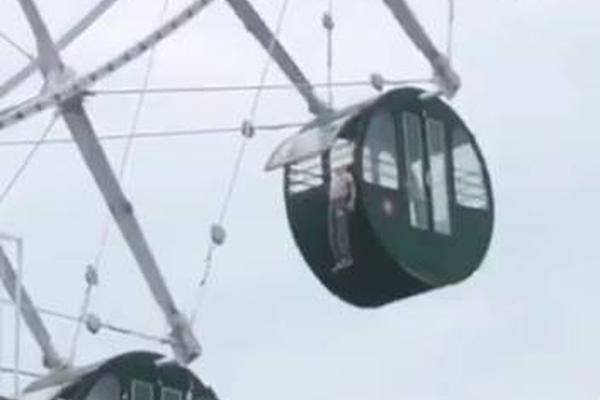 {随机关键词}