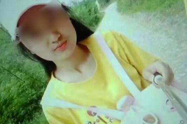 {随机关键词}