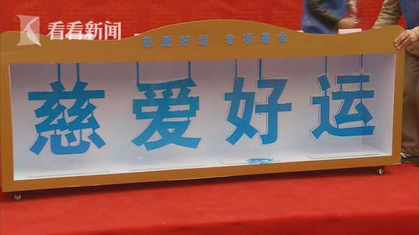 {随机关键词}