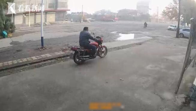 {随机关键词}